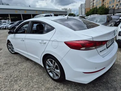 Hyundai Avante 2017, 119611 км, за 8700000 KRW - фото 4