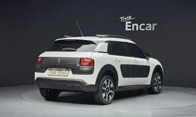 Citroen-DS C4 CACTUS 2017, 120442 км, за 6000000 KRW