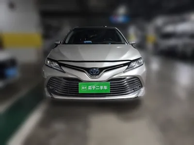 Toyota Camry 2019, 58099 км, за 105971.64 CNY - фото 2