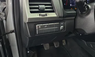 KG_Mobility_Ssangyong Rexton 2018, 157314 км, за 8000000 KRW - фото 16