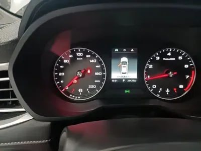 Roewe i5 2020, 23400 км, за 27100 CNY - фото 12