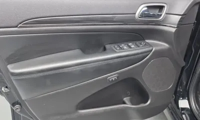 Jeep Cherokee 2020, 57504 км, за 23000000 KRW - фото 24