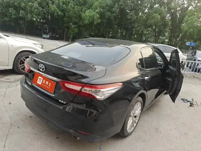 Toyota Camry 2020, 47000 км, за 102800 CNY