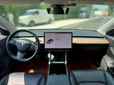 Tesla Model 3 2019, 130000 км, за 99000 CNY - фото 6