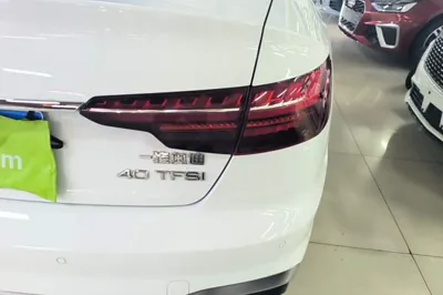 Audi A4L 2022, 94300 км, за 135701.06 CNY - фото 9