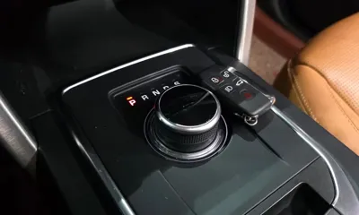 Land Rover Discovery Sport 2018, 92112 км, за 12500000 KRW - фото 9