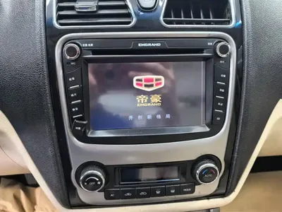 Geely Emgrand Classic 2013, 63700 км, за 11800 CNY - фото 13