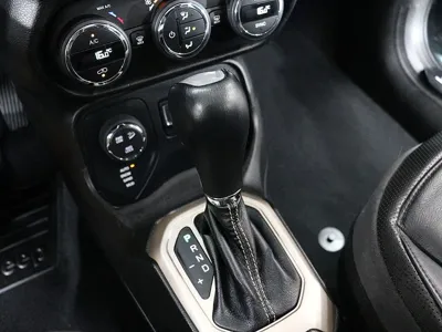 Jeep Renegade 2017, 53279 км, за 10790000 KRW - фото 8