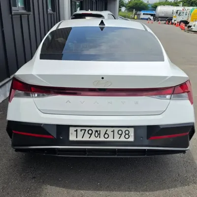 Hyundai Avante 2025, 14787 км, за 26000000 KRW