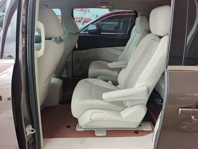Buick GL8 2023, 50700 км, за 123200 CNY - фото 17