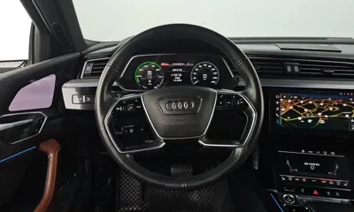 Audi e-tron 2021, 65216 км, за 49000000 KRW - фото 12
