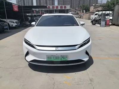 BYD Han 2021, 80000 км, за 93000 CNY