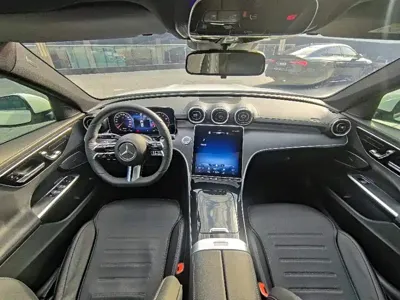 Mercedes-Benz C-Class 2022, 70000 км, за 139000 CNY