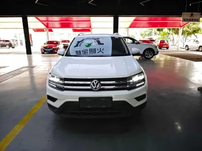 Volkswagen Tharu 2020, 66000 км, за 60800 CNY