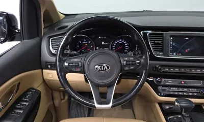 Kia Canival 2017, 166107 км, за 10500000 KRW - фото 13