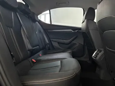 Skoda Octavia 2022, 30000 км, за 152800 CNY - фото 21