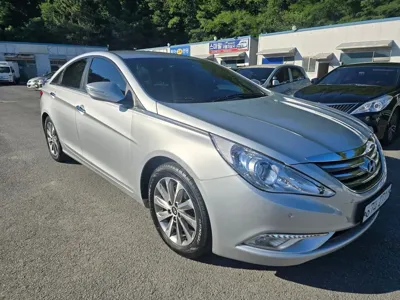 Hyundai Sonata · 2013 год