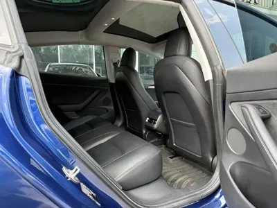 Tesla Model 3 2021, 123000 км, за 109800 CNY - фото 11