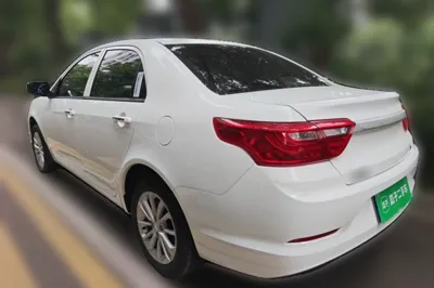 Geely Auto Vision 2020, 1100 км, за 41711.73 CNY