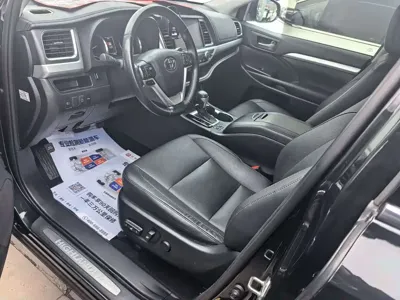 Toyota Highlander 2021, 66000 км, за 155800 CNY - фото 6