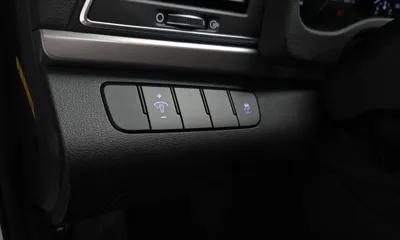 Hyundai Avante 2016, 2347 км, за 12900000 KRW - фото 28