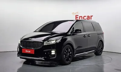 Kia Canival · 2019 год