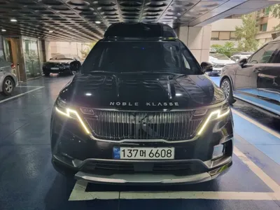 Kia Canival · 2023 год