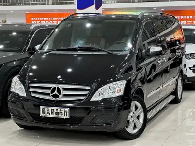 Mercedes-Benz Viano · 2015 год