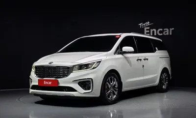 Kia Canival · 2020 год