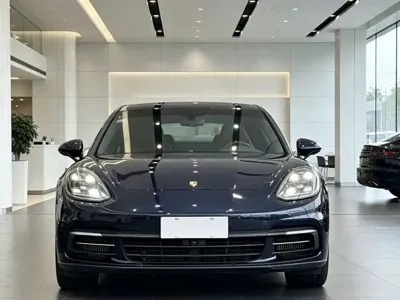 Porsche Panamera 2019, 90000 км, за 398000 CNY