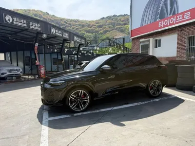 Audi Q5 · 2025 год