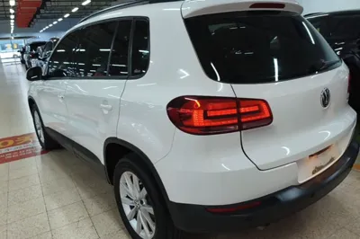 Volkswagen Tiguan 2016, 47600 км, за 82560.61 CNY - фото 4