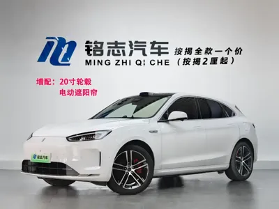 AITO 问界 AITO M5 · 2025 год