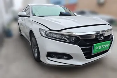 Honda Accord 2018, 97300 км, за 94566.55 CNY