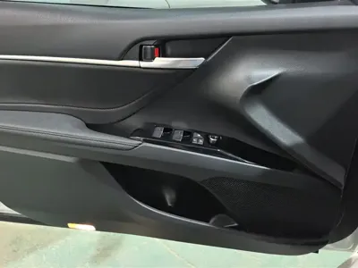 Toyota Camry 2023, 21000 км, за 135800 CNY - фото 7