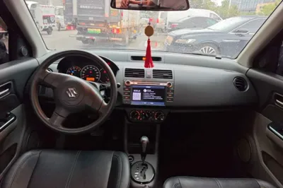 Suzuki Swift 2016, 64800 км, за 41275.89 CNY - фото 12