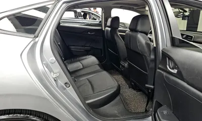 Honda Civic 2017, 91464 км, за 12500000 KRW - фото 12