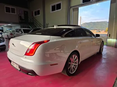Jaguar XJ 2017, 134666 км, за 15500000 KRW