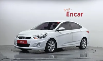Hyundai Accent · 2013 год
