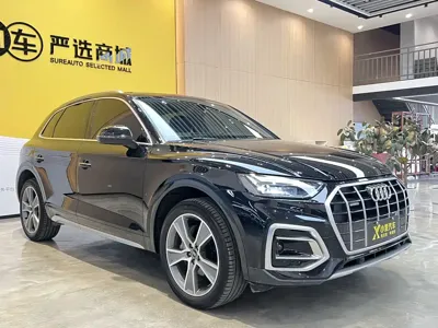 Audi Q5L 2022, 63000 км, за 183000 CNY