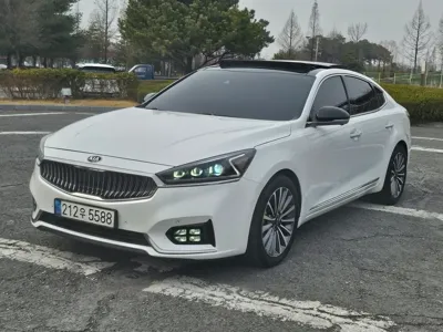 Kia K7 · 2018 год