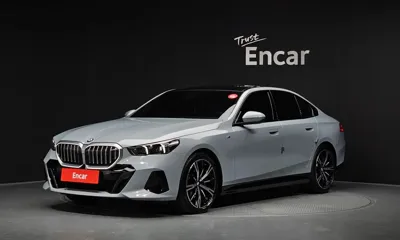 BMW 5-Series · 2024 год