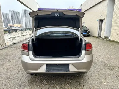 Volkswagen Lamando 2016, 120000 км, за 28300 CNY - фото 16