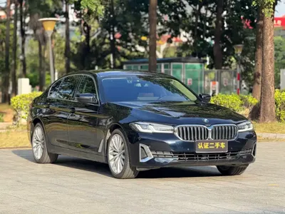BMW 5 Series 2022, 98000 км, за 199800 CNY