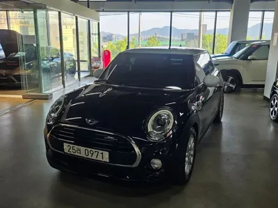 MINI Cooper · 2016 год