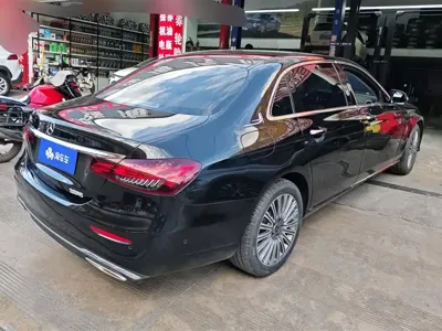 Mercedes-Benz E-Class 2023, 81700 км, за 252000 CNY