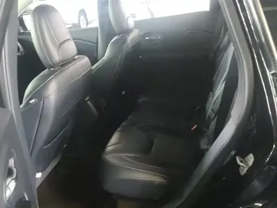 Jeep Cherokee 2016, 98000 км, за 88000 CNY - фото 8