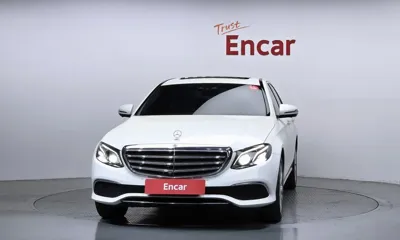 Mercedes-Benz E-Class 2018, 99566 км, за 22700000 KRW - фото 2