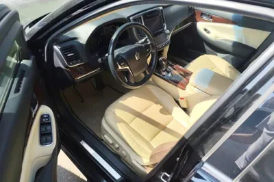 Toyota Crown 2018, 139400 км, за 105300.54 CNY - фото 14