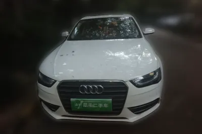 Audi A4L 2015, 130399 км, за 52453.13 CNY